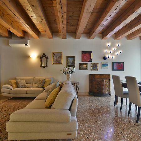 Padovaresidence Apartments - Vista Piazza Delle Erbe E Palazzo Della Ragione Bagian luar foto
