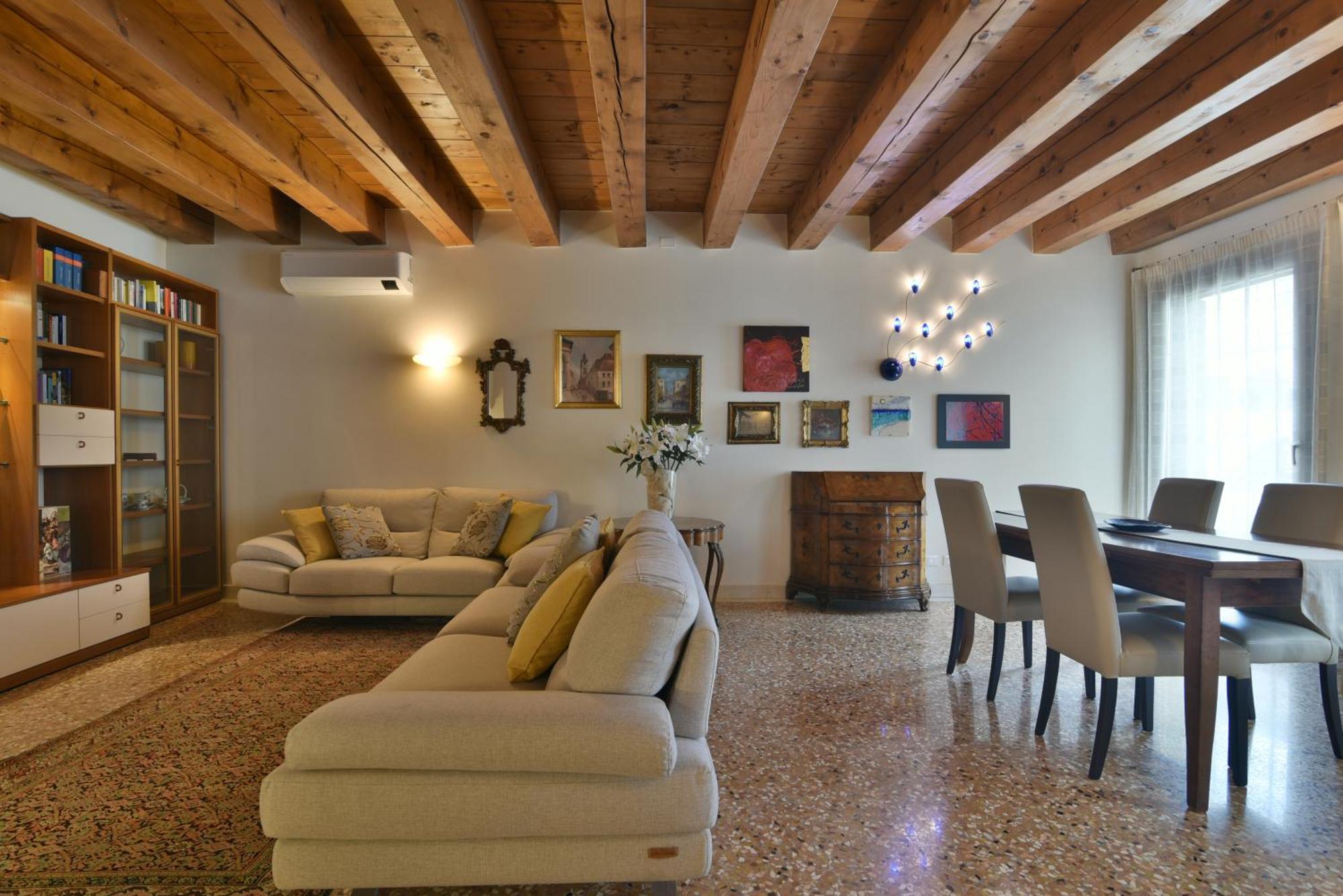 Padovaresidence Apartments - Vista Piazza Delle Erbe E Palazzo Della Ragione Bagian luar foto